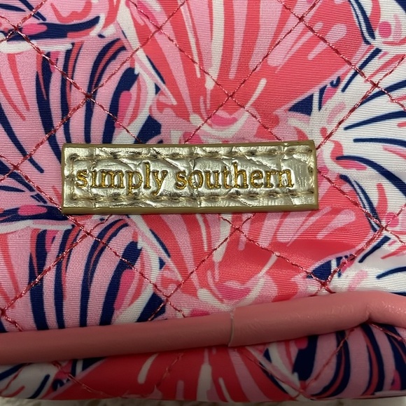 NWT Simply Southern Scallop Chaincross Pink and Blue Women's Crossbody Bag - Picture 3 of 15